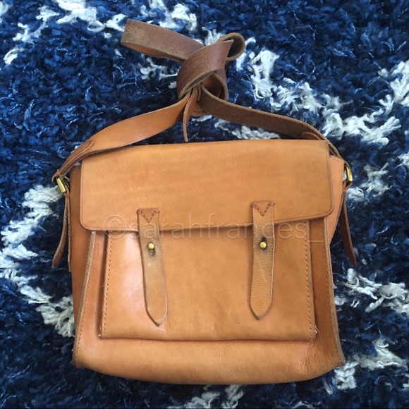 Madewell Handbags - madewell • the essex messenger
